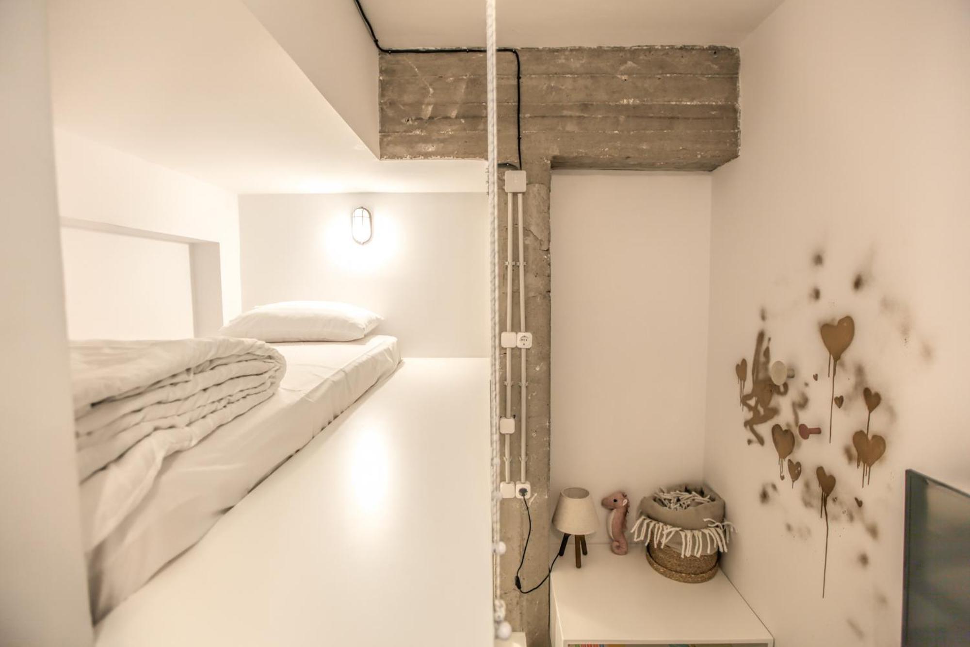 Convent-βand αpartment Apartment *
