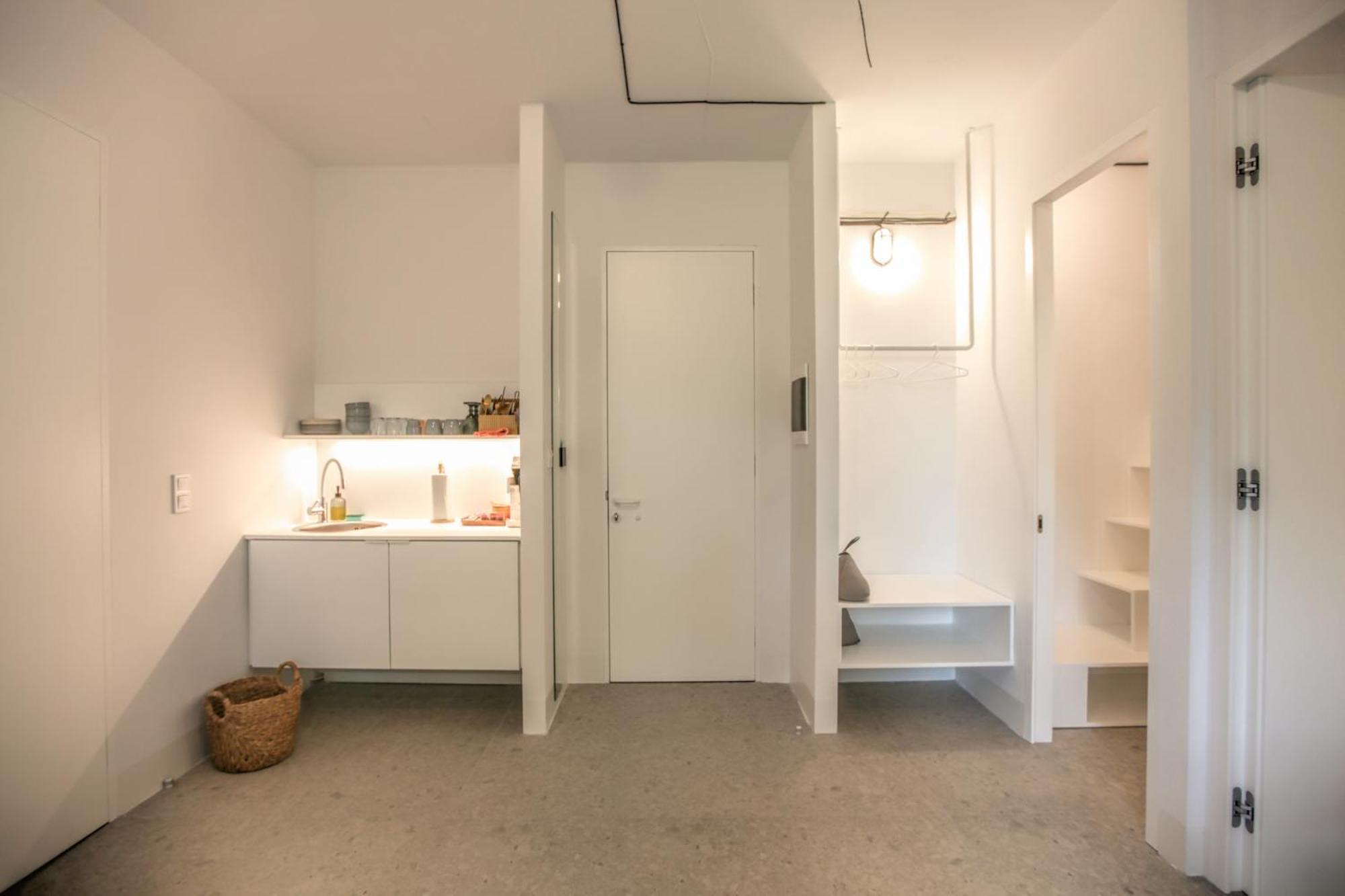 Convent-βand αpartment Apartment *