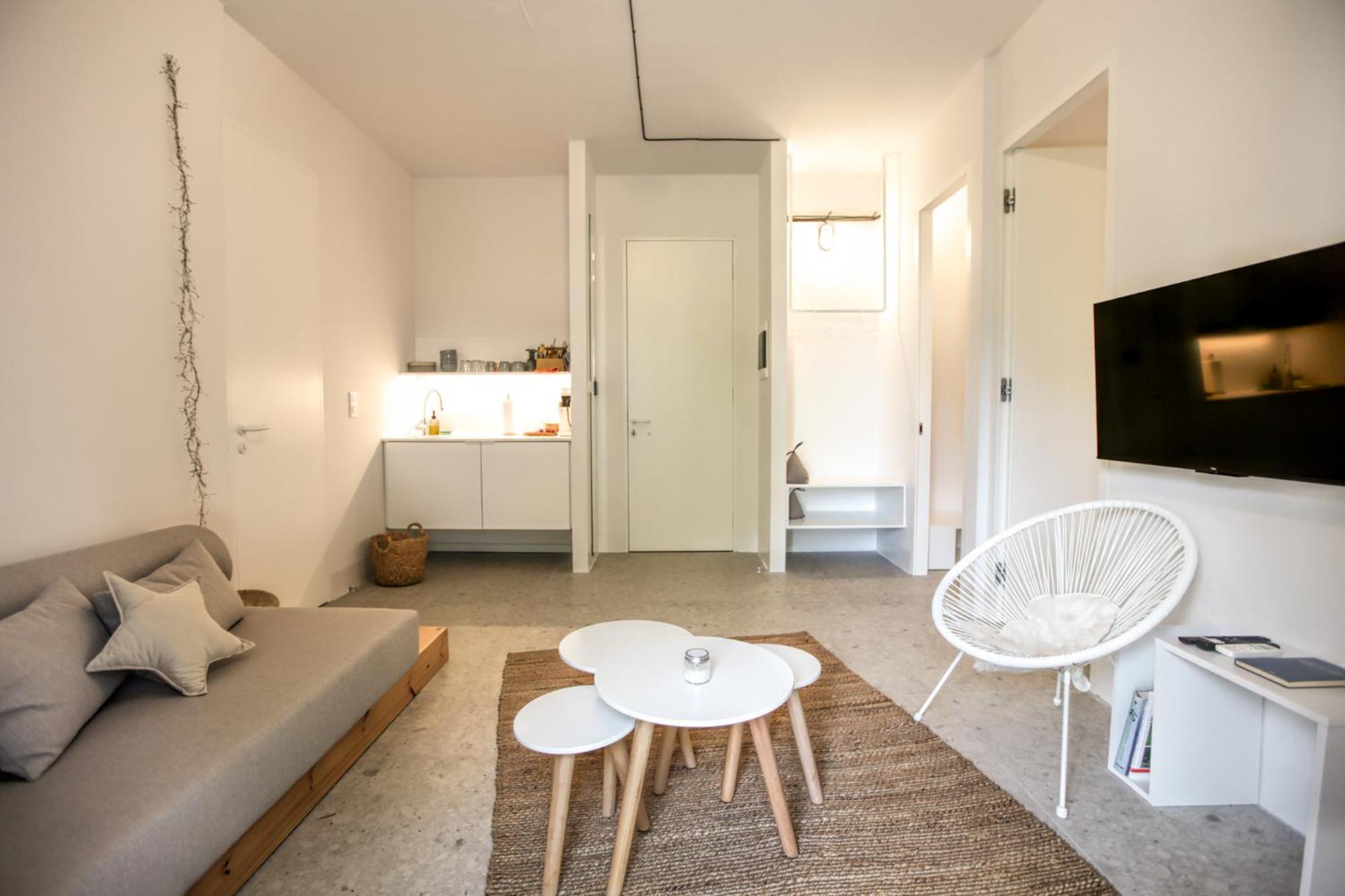 Convent-βand αpartment
